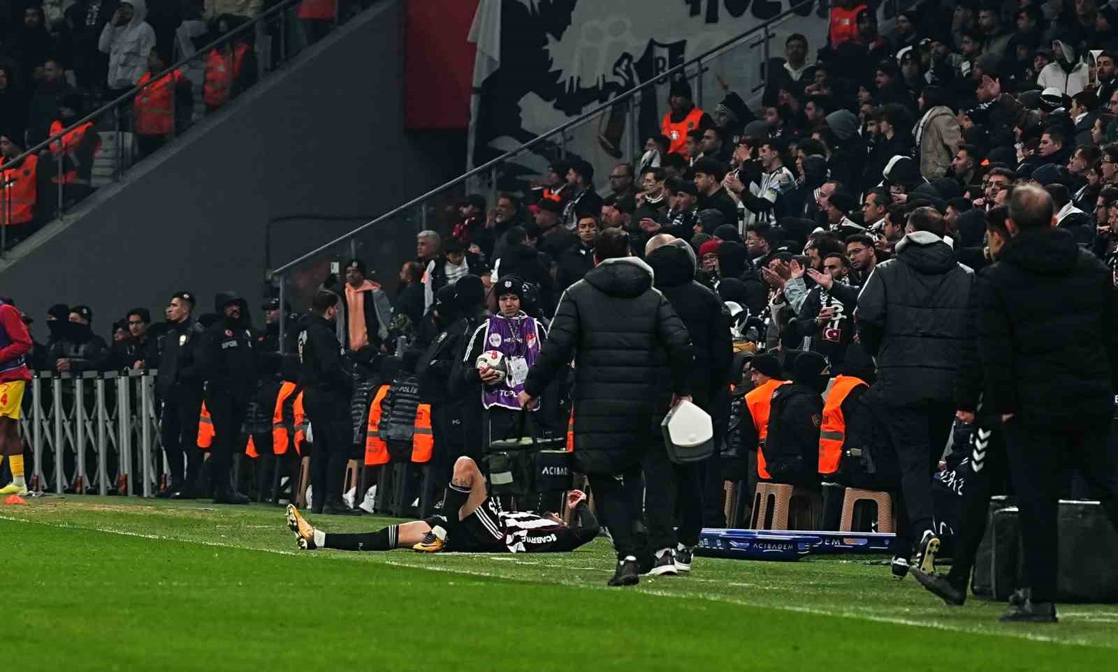 Trendyol Süper Lig: Beşiktaş: 4 - Göztepe: 0 (Maç sonucu)
