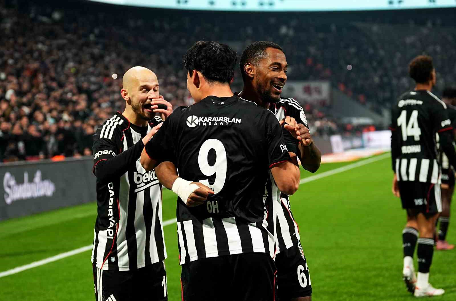 Trendyol Süper Lig: Beşiktaş: 4 - Göztepe: 0 (Maç sonucu)
