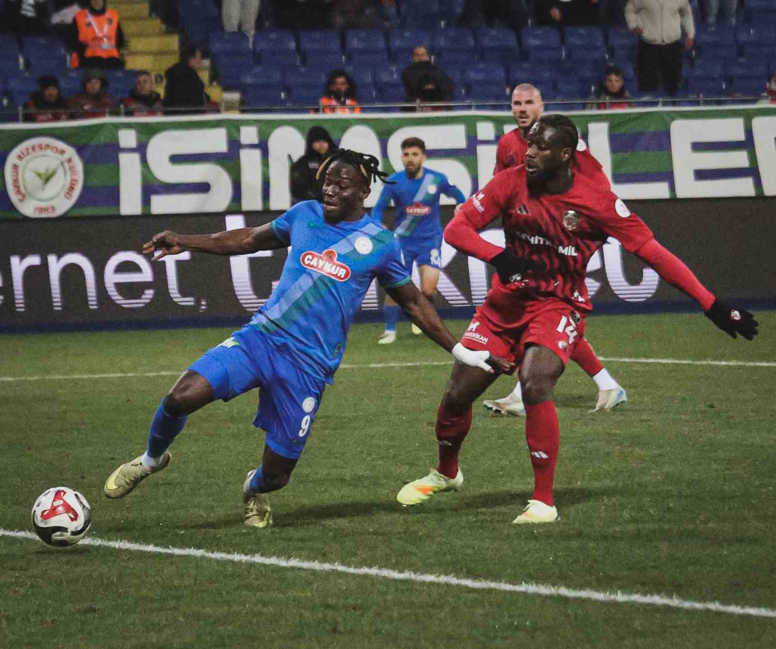 Trendyol Süper Lig: Çaykur Rizespor: 2 - Gaziantep FK: 1 (Maç sonucu)
Trendyol Süper Lig: Çaykur Rizespor: 2 - Gaziantep FK: 1 (Maç sonucu)