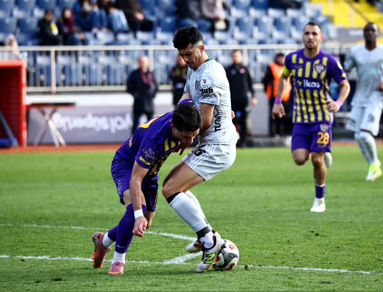 Trendyol Süper Lig: Eyüpspor: 0 - Kocaelispor: 1 (Maç sonucu)
