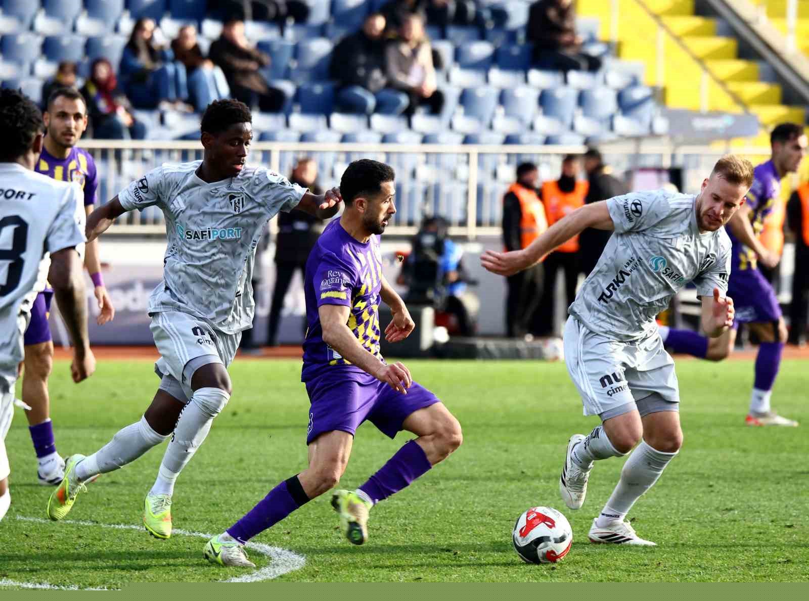 Trendyol Süper Lig: Eyüpspor: 0 - Kocaelispor: 1 (Maç sonucu)
