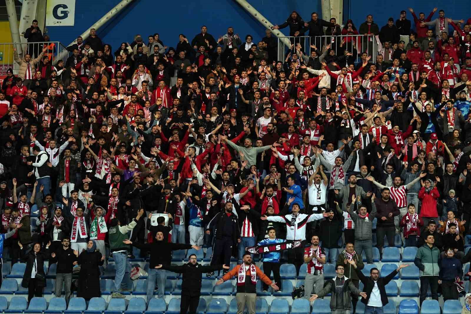 Trendyol Süper Lig: Eyüpspor: 0 - Samsunspor: 0 (Maç devam ediyor)
