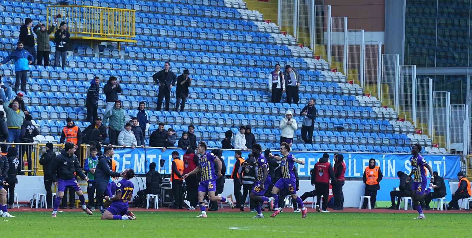 Trendyol Süper Lig: Eyüpspor: 1 - Gençlerbirliği: 0 (Maç sonucu)
