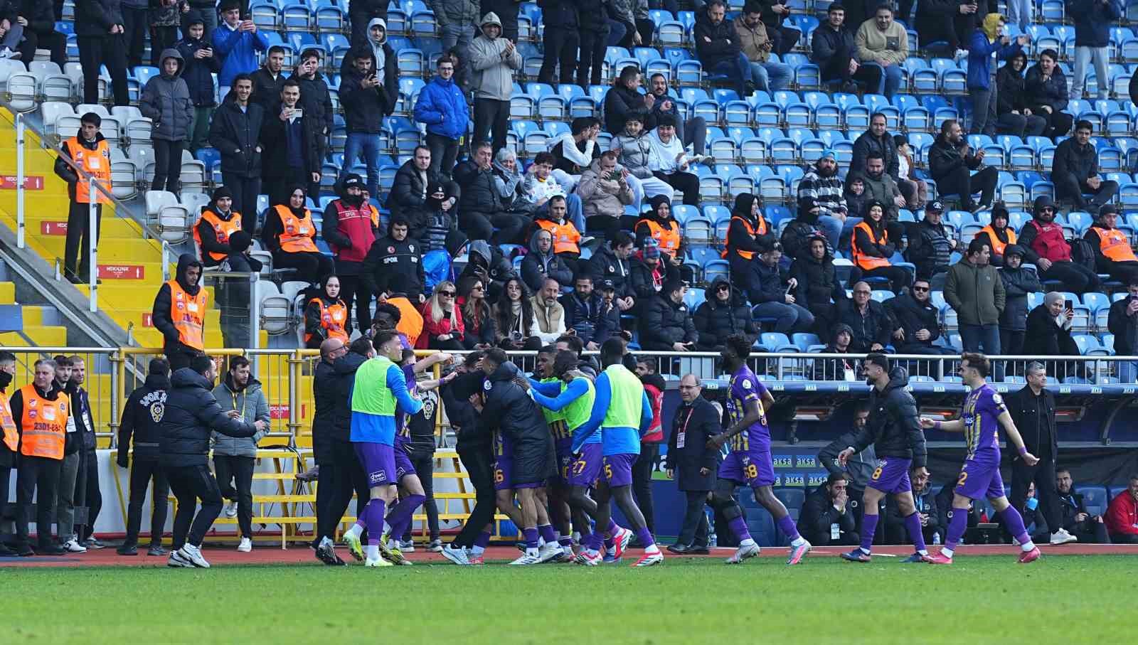 Trendyol Süper Lig: Eyüpspor: 1 - Gençlerbirliği: 0 (Maç sonucu)
