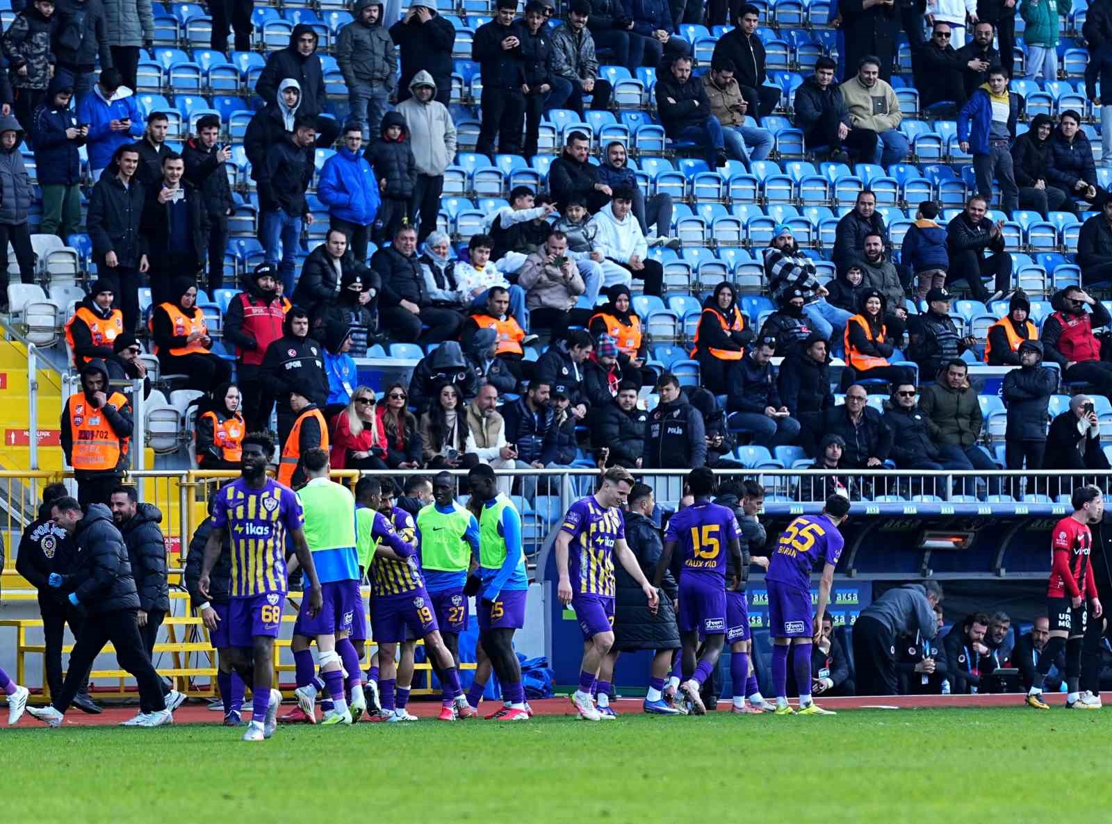Trendyol Süper Lig: Eyüpspor: 1 - Gençlerbirliği: 0 (Maç sonucu)
