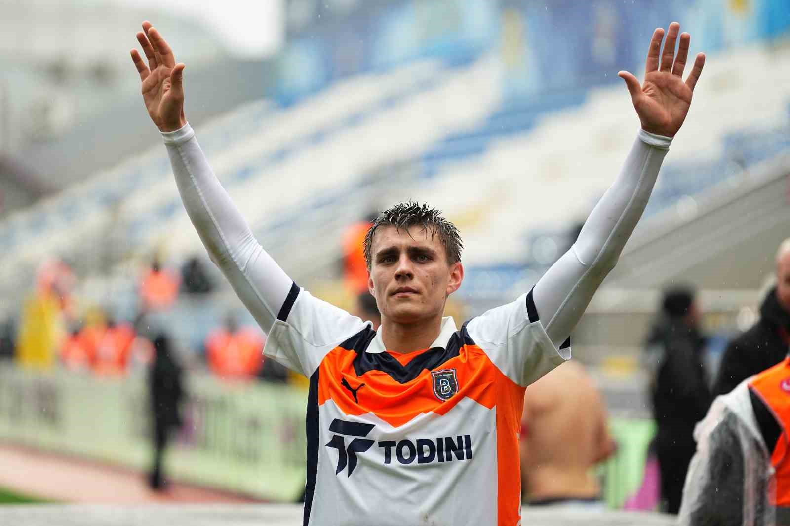 Trendyol Süper Lig: Eyüpspor: 1 - RAMS Başakşehir: 2 (Maç Sonucu)
