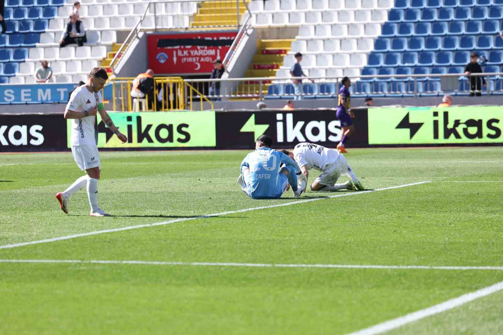 Trendyol Süper Lig: Eyüpspor: 3 - Gaziantep FK: 0 (Maç sonucu)
