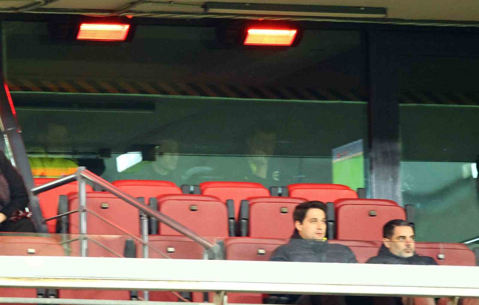 Trendyol Süper Lig: Fatih Karagümrük: 2 - Fenerbahçe: 0 (Maç sonucu)
