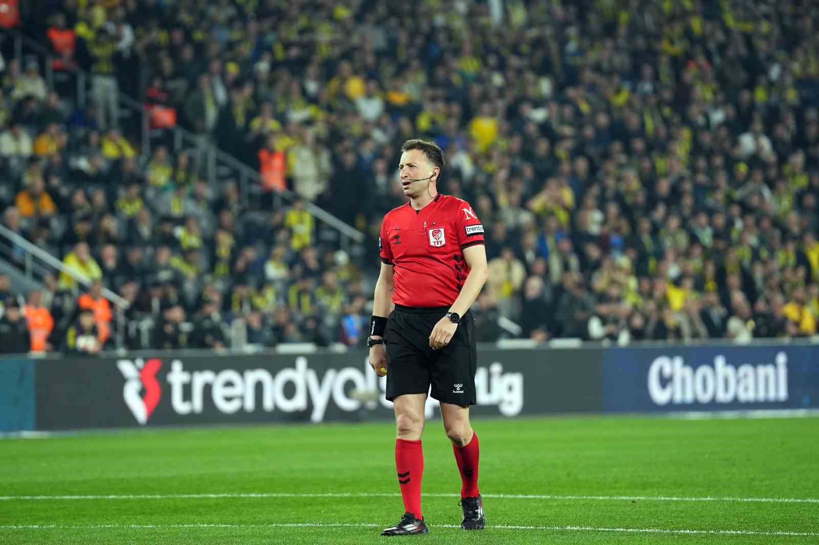 Trendyol Süper Lig: Fenerbahçe: 0 - Beşiktaş: 0 (Maç devam ediyor)
