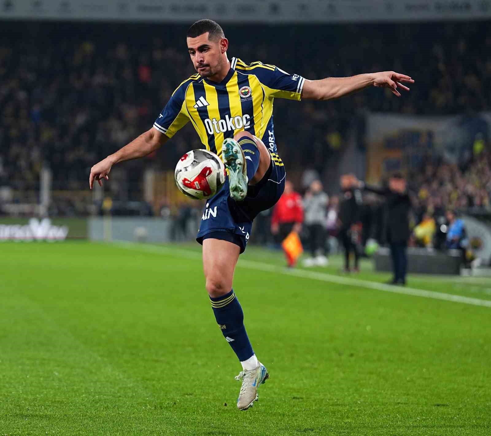 Trendyol Süper Lig: Fenerbahçe: 0 - Kasımpaşa: 0 (Maç devam ediyor)
