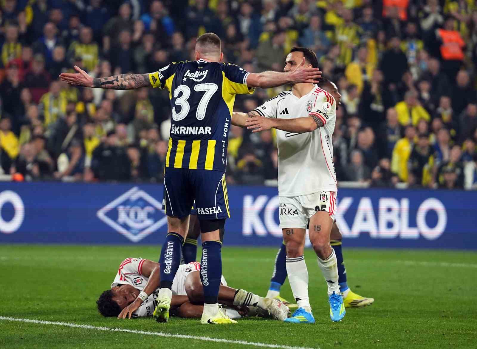 Trendyol Süper Lig: Fenerbahçe: 1 - Beşiktaş: 0 (Maç sonucu)
