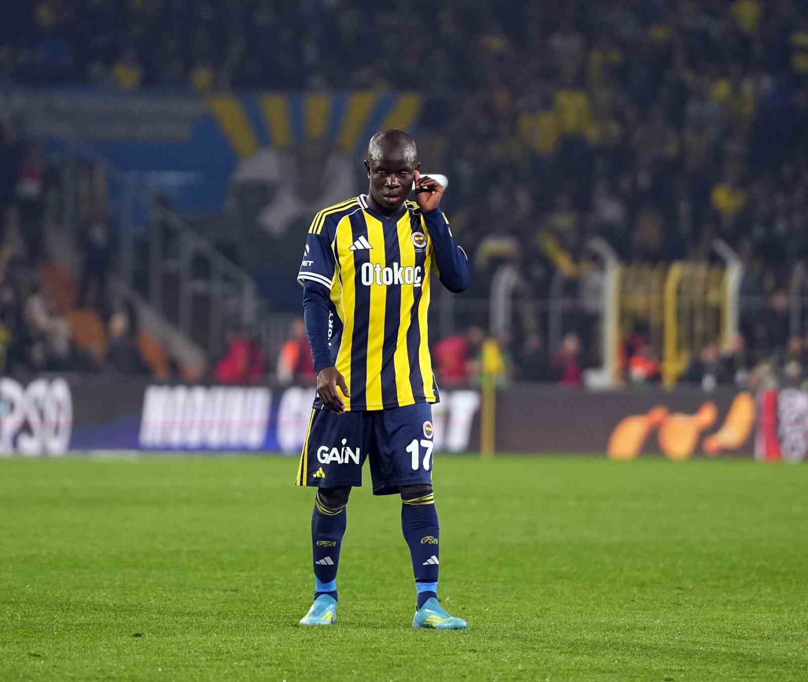 Trendyol Süper Lig: Fenerbahçe: 1 - Beşiktaş: 0 (Maç sonucu)
