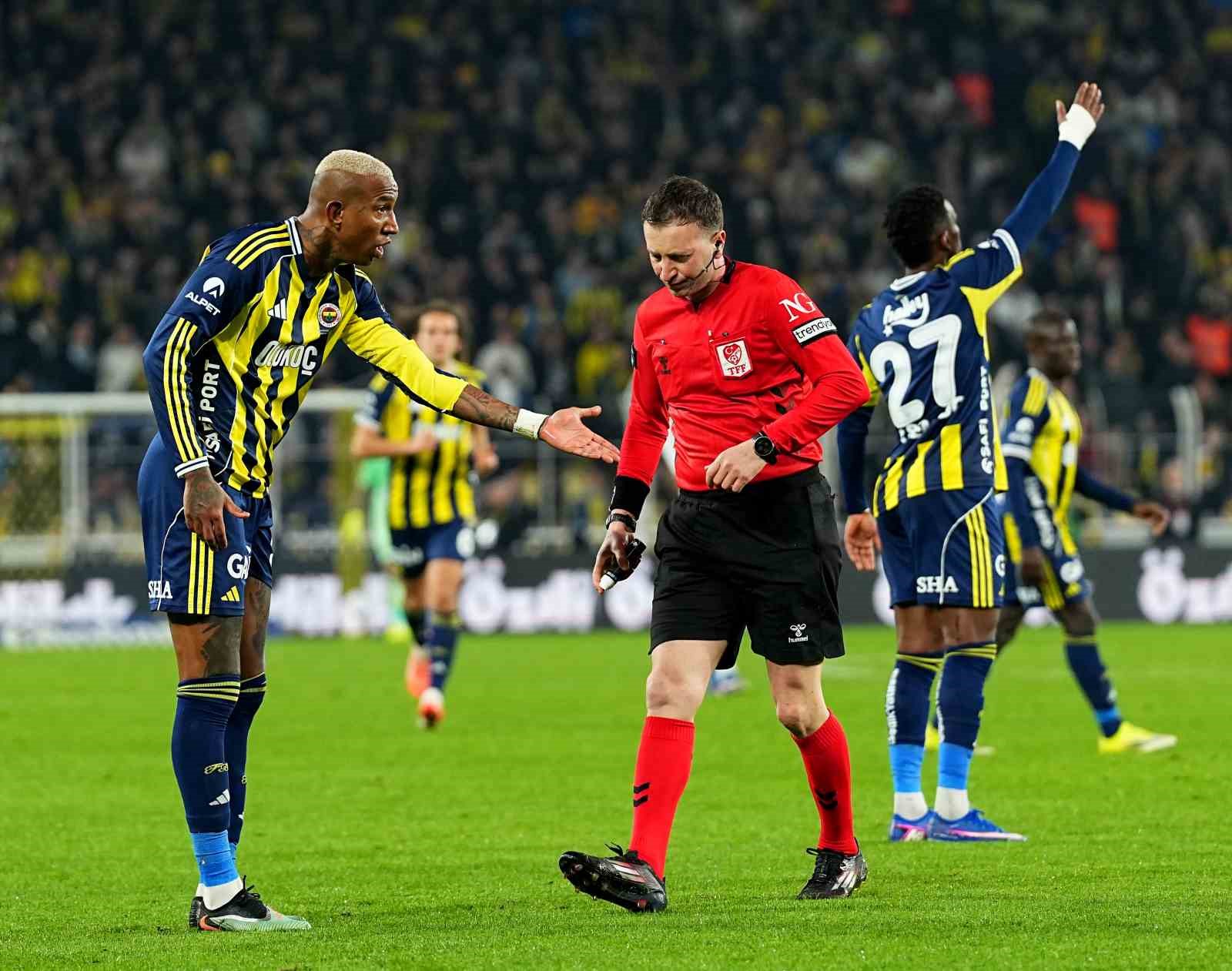 Trendyol Süper Lig: Fenerbahçe: 1 - Kasımpaşa: 1 (Maç sonucu)
