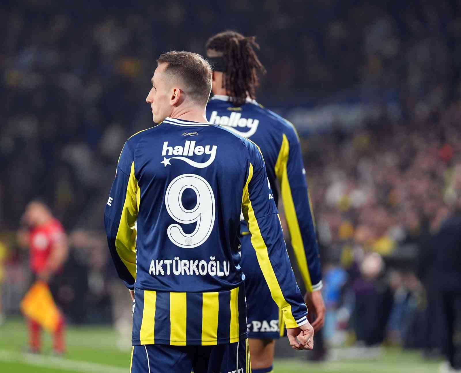 Trendyol Süper Lig: Fenerbahçe: 2 - Çaykur Rizespor: 2 (Maç sonucu)

