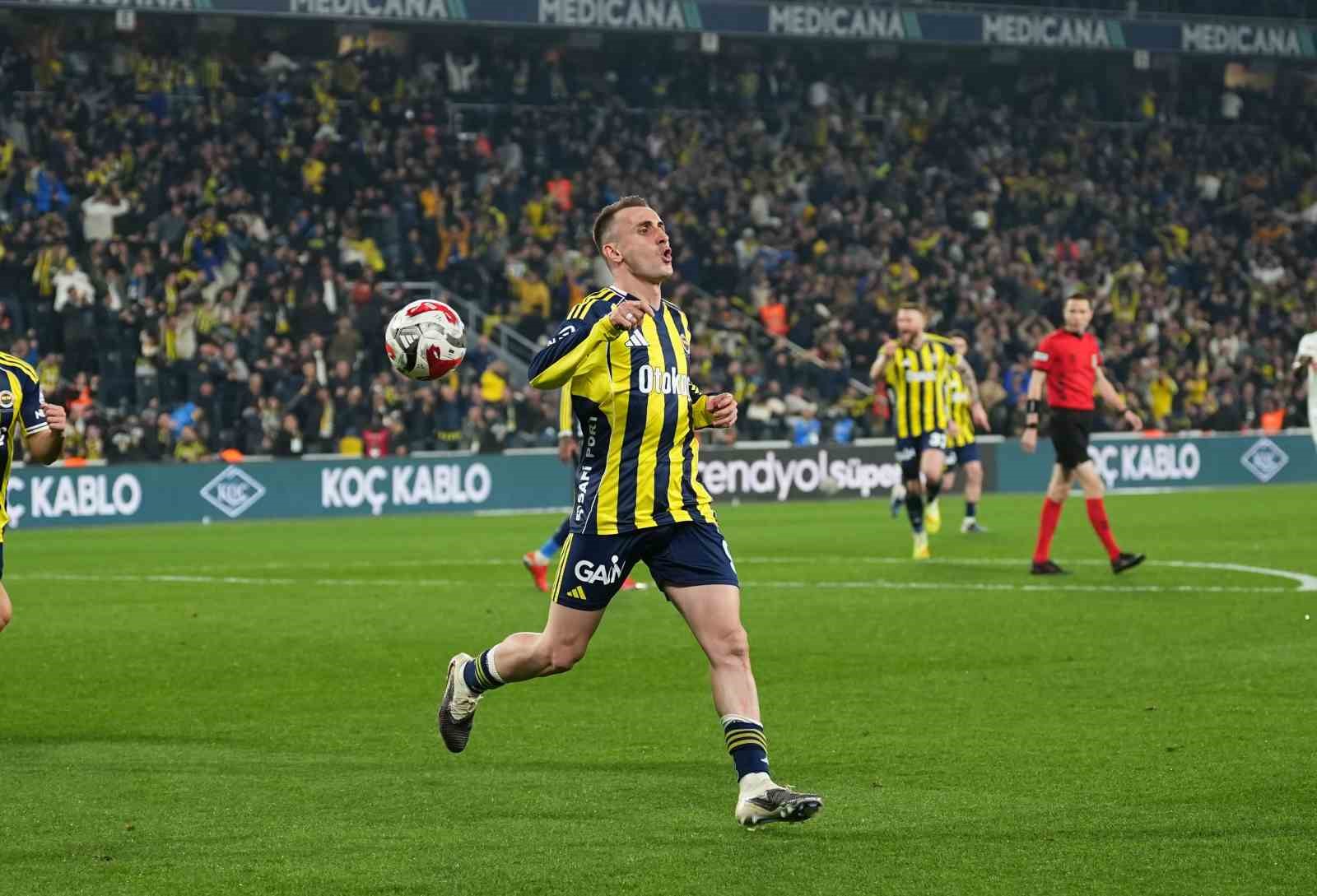 Trendyol Süper Lig: Fenerbahçe: 2 - Çaykur Rizespor: 2 (Maç sonucu)
