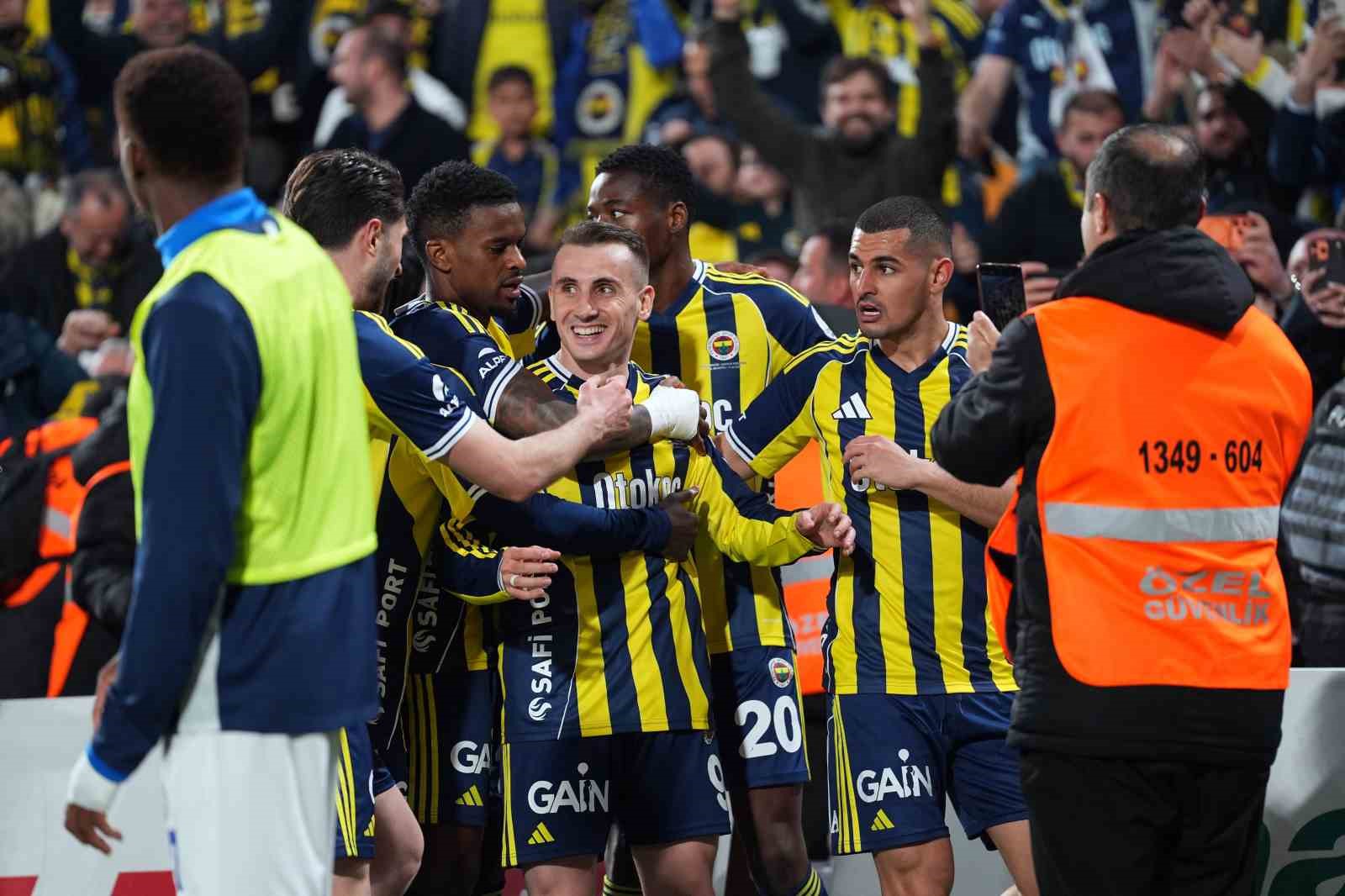 Trendyol Süper Lig: Fenerbahçe: 2 - Çaykur Rizespor: 2 (Maç sonucu)

