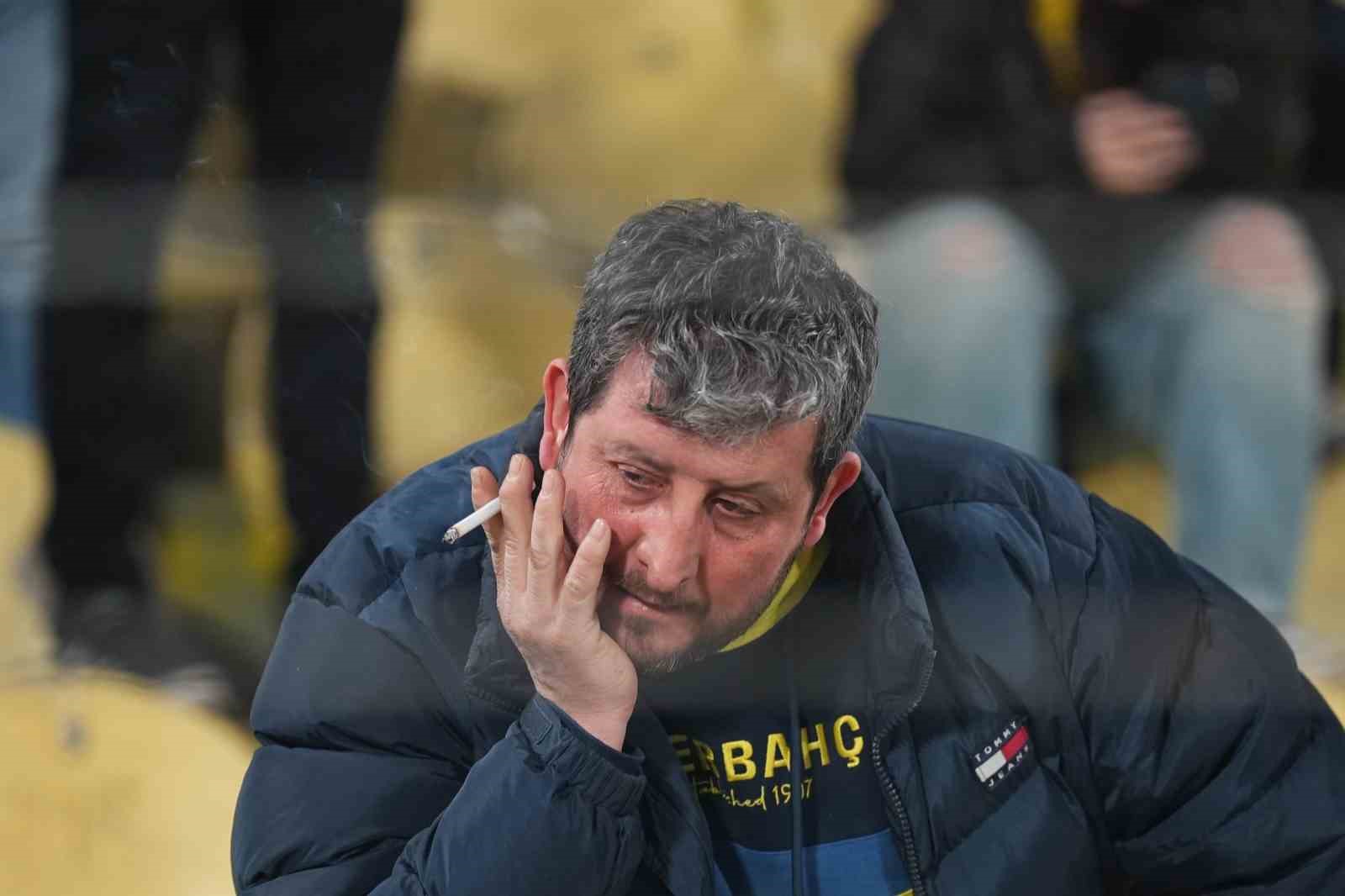 Trendyol Süper Lig: Fenerbahçe: 2 - Çaykur Rizespor: 2 (Maç sonucu)
