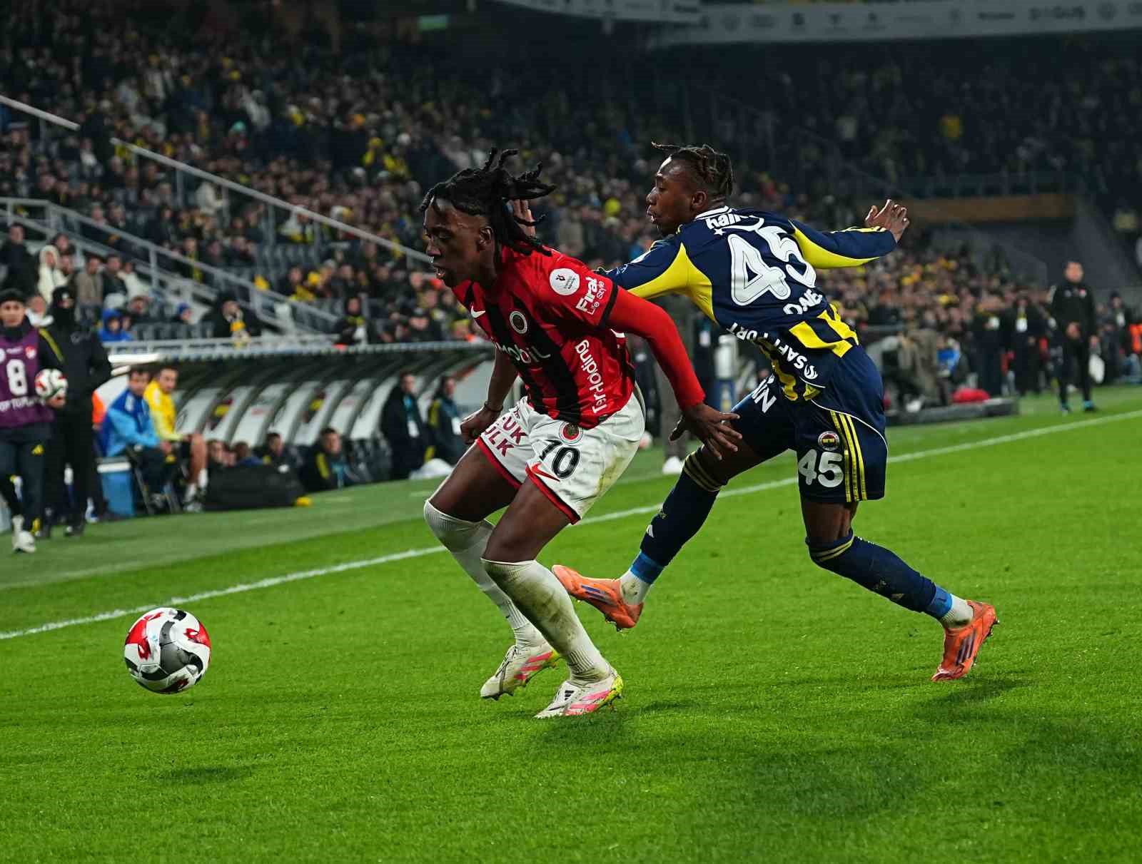 Trendyol Süper Lig: Fenerbahçe: 3 - Gençlerbirliği: 1 (Maç sonucu)

