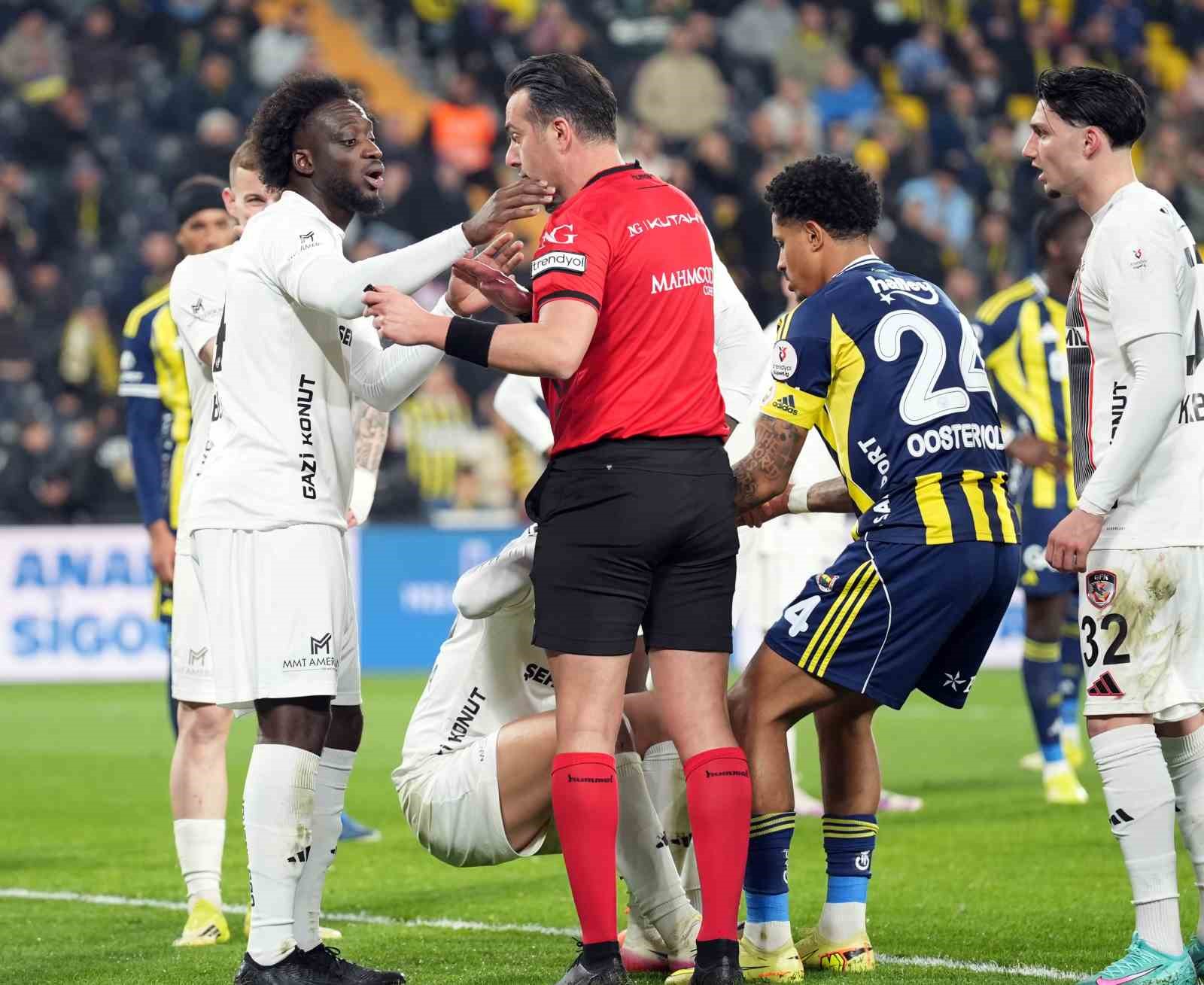Trendyol Süper Lig: Fenerbahçe: 4 - Gaziantep FK: 1 (Maç sonucu)
