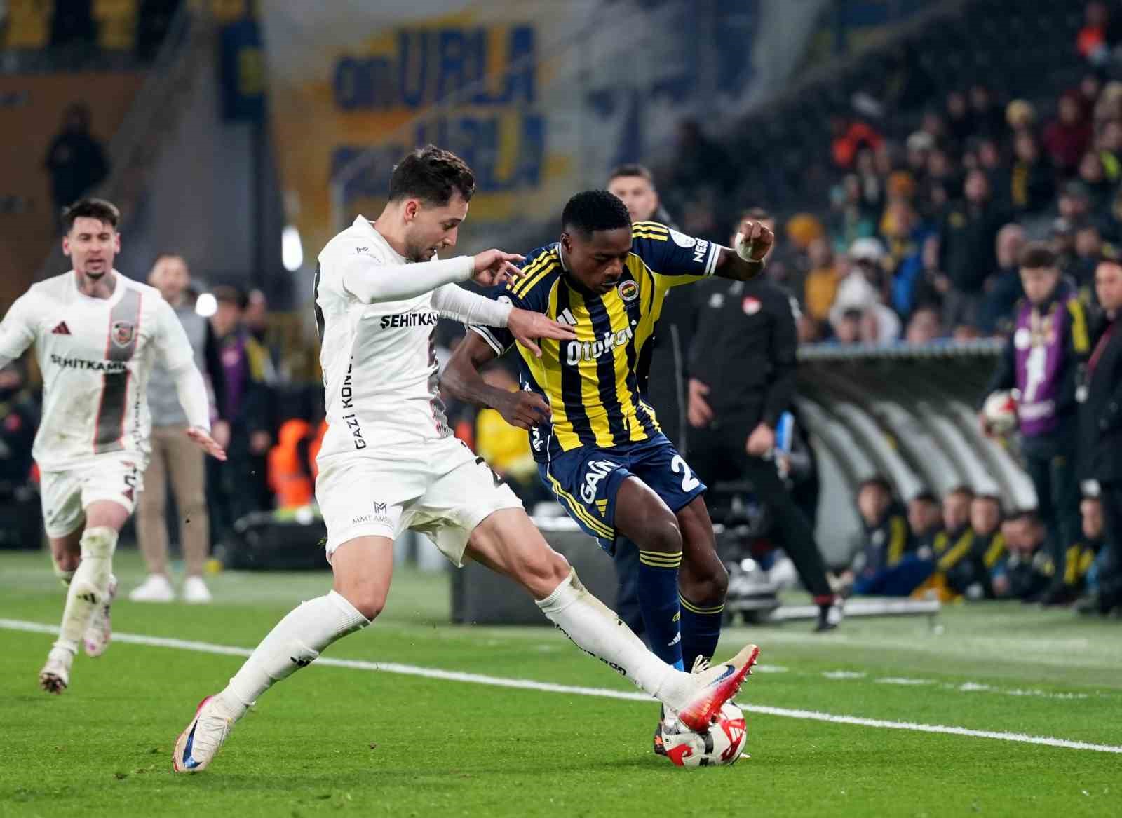 Trendyol Süper Lig: Fenerbahçe: 4 - Gaziantep FK: 1 (Maç sonucu)
