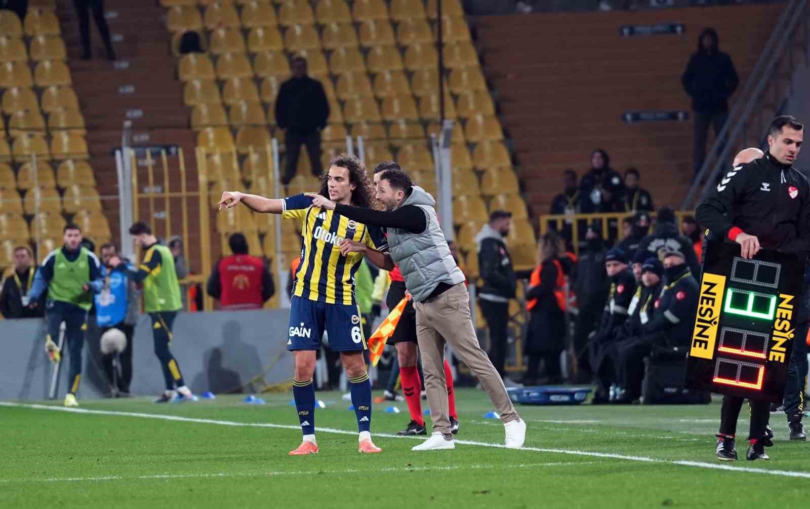 Trendyol Süper Lig: Fenerbahçe: 4 - Gaziantep FK: 1 (Maç sonucu)

