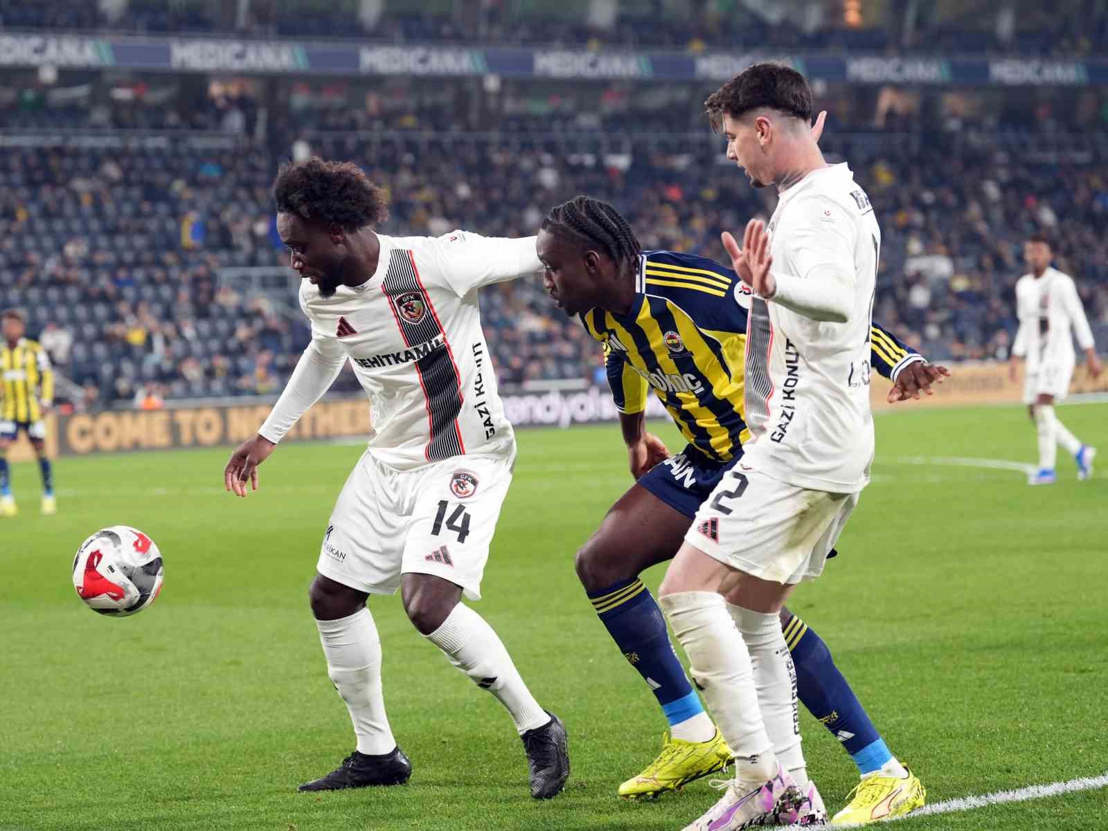 Trendyol Süper Lig: Fenerbahçe: 4 - Gaziantep FK: 1 (Maç sonucu)
