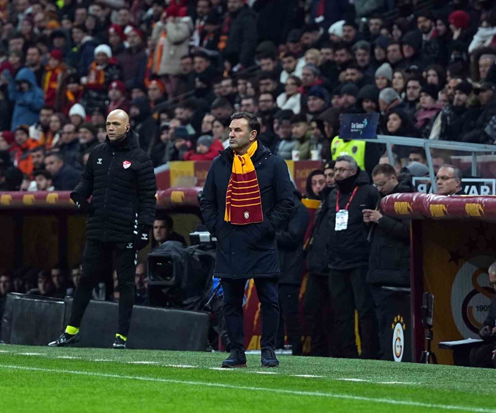 Trendyol Süper Lig: Galatasaray: 0 - Gaziantep FK: 0 (Maç devam ediyor)
