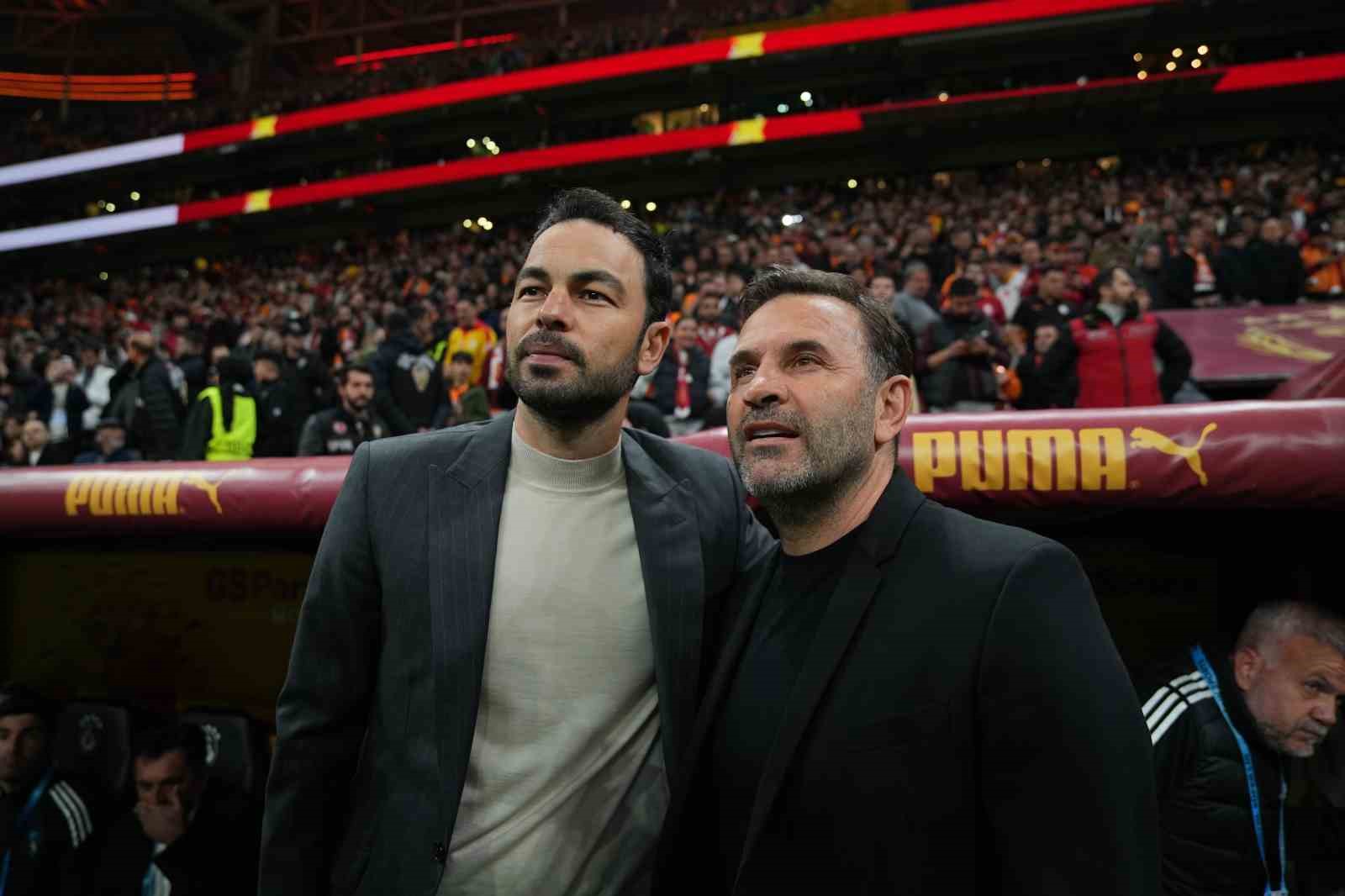 Trendyol Süper Lig: Galatasaray: 0 - Kocaelispor: 0 (Maç devam ediyor)
