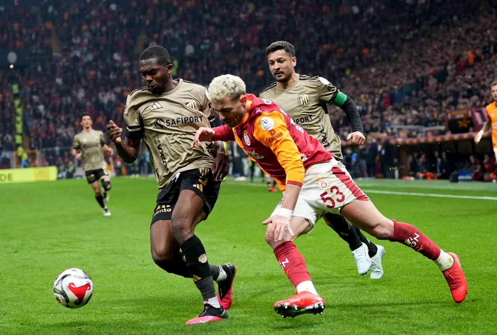 Trendyol Süper Lig: Galatasaray: 1 - Kocaelispor: 1 (Maç sonucu)
