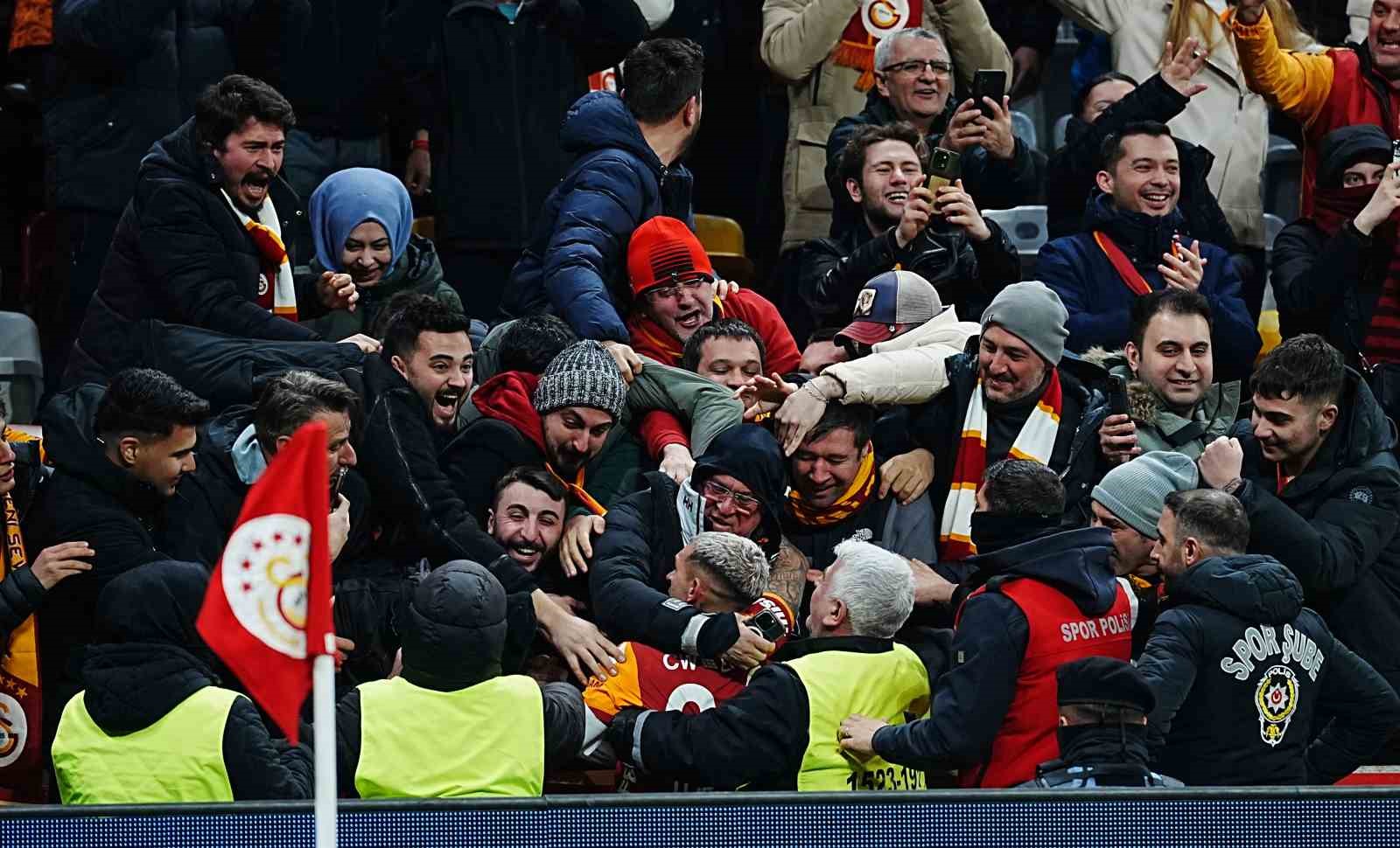 Trendyol Süper Lig: Galatasaray: 3 - Corendon Alanyaspor: 1 (Maç sonucu)
