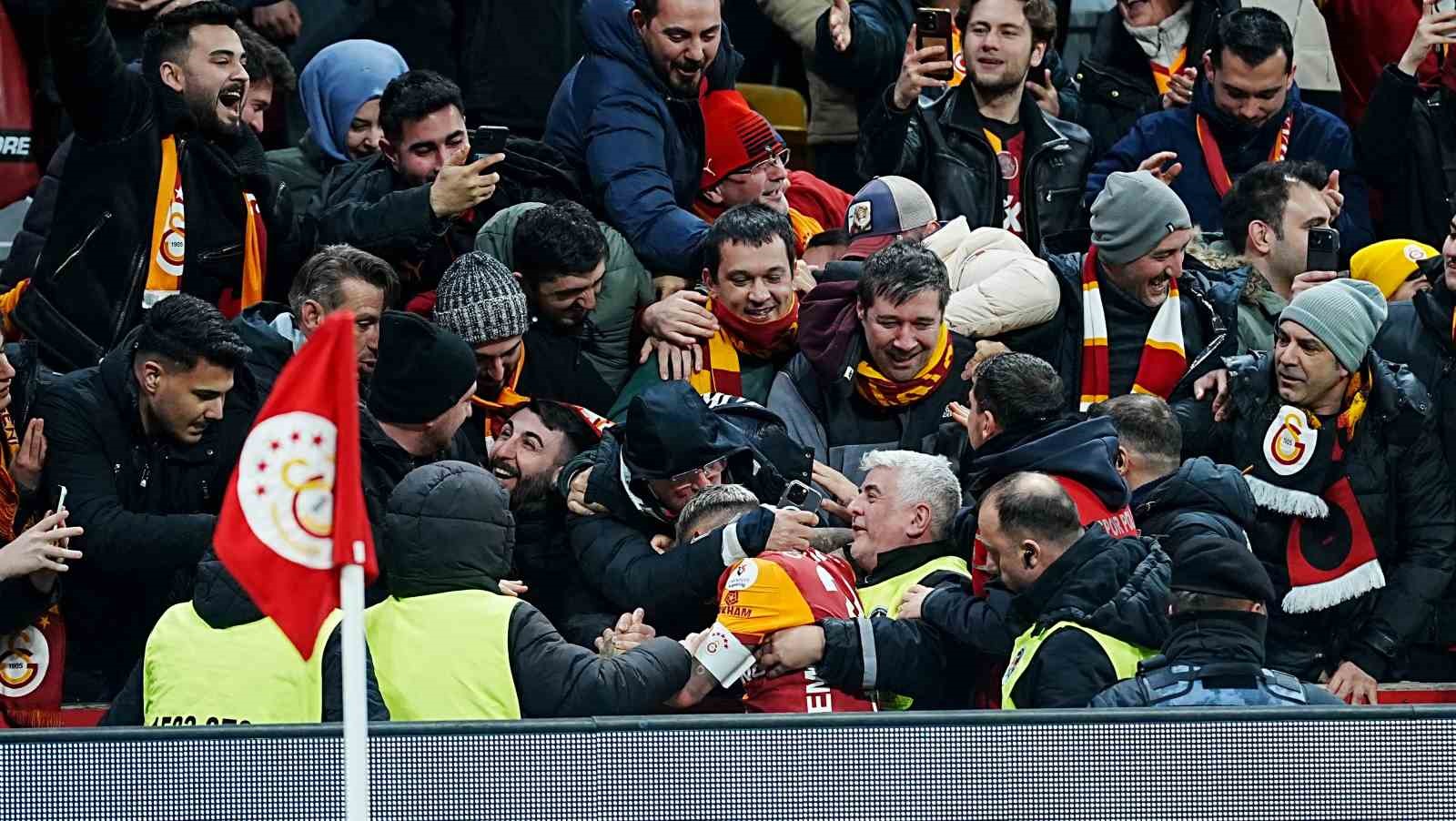 Trendyol Süper Lig: Galatasaray: 3 - Corendon Alanyaspor: 1 (Maç sonucu)
