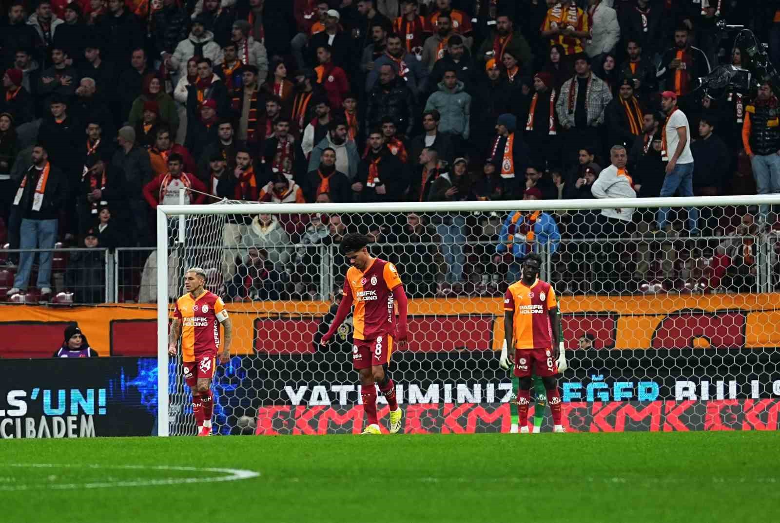 Trendyol Süper Lig: Galatasaray: 3 - Corendon Alanyaspor: 1 (Maç sonucu)
