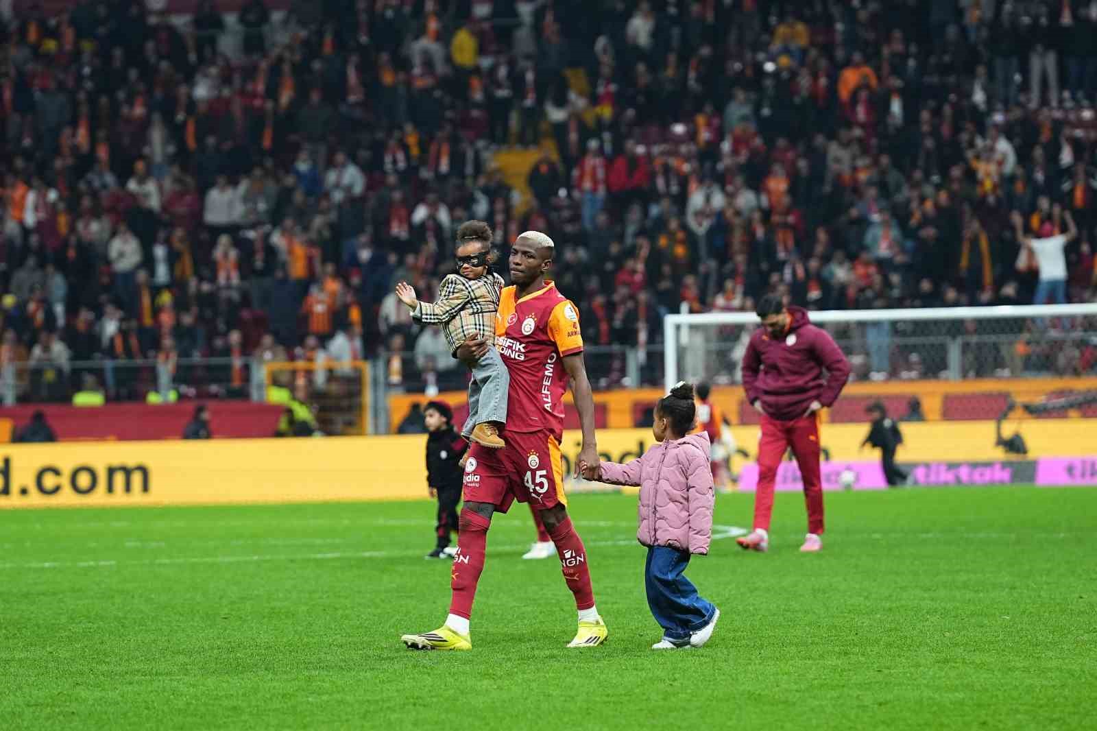 Trendyol Süper Lig: Galatasaray: 3 - Corendon Alanyaspor: 1 (Maç sonucu)
