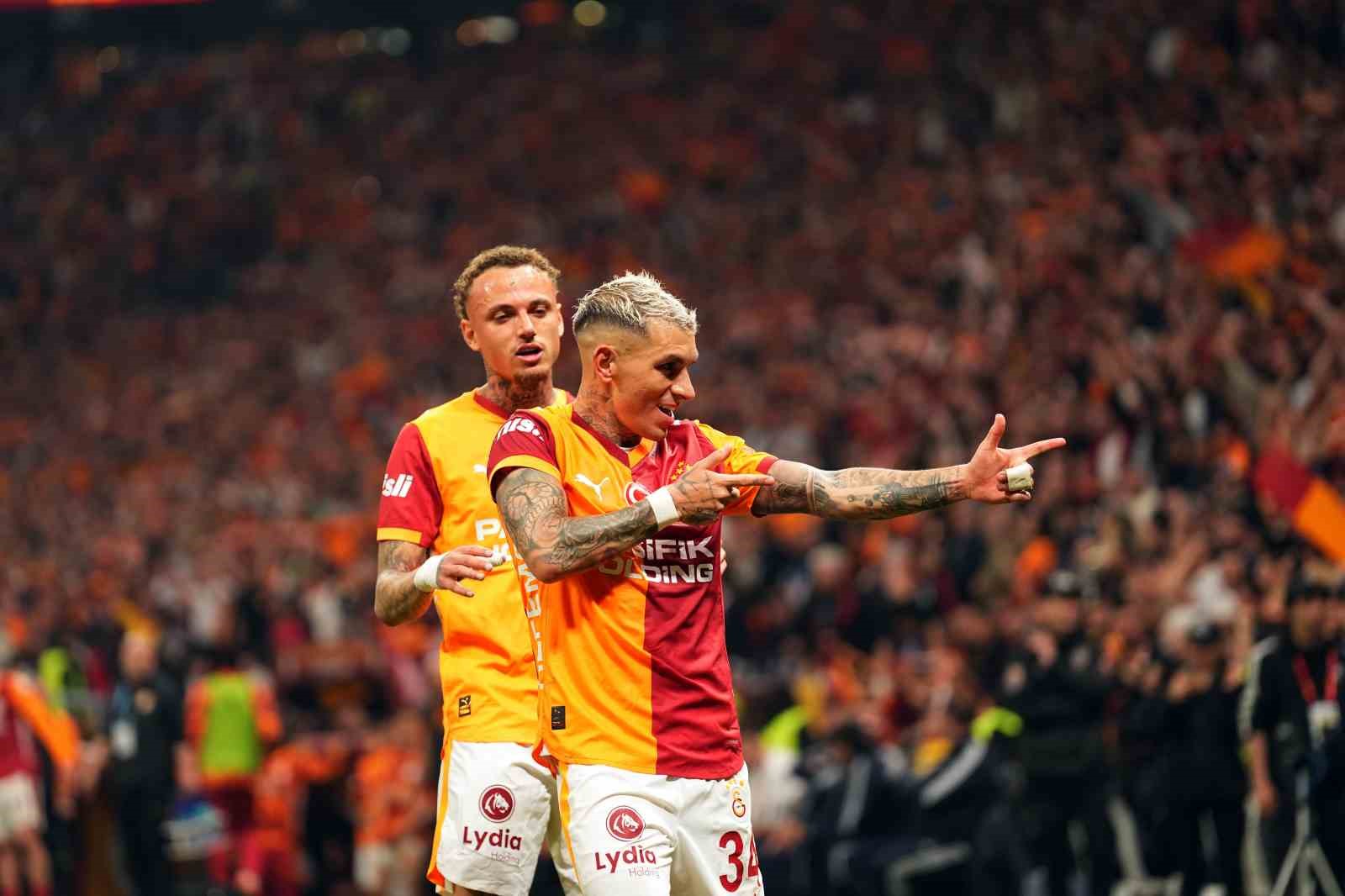Trendyol Süper Lig: Galatasaray: 3 - Fenerbahçe: 0 (Maç sonucu)
