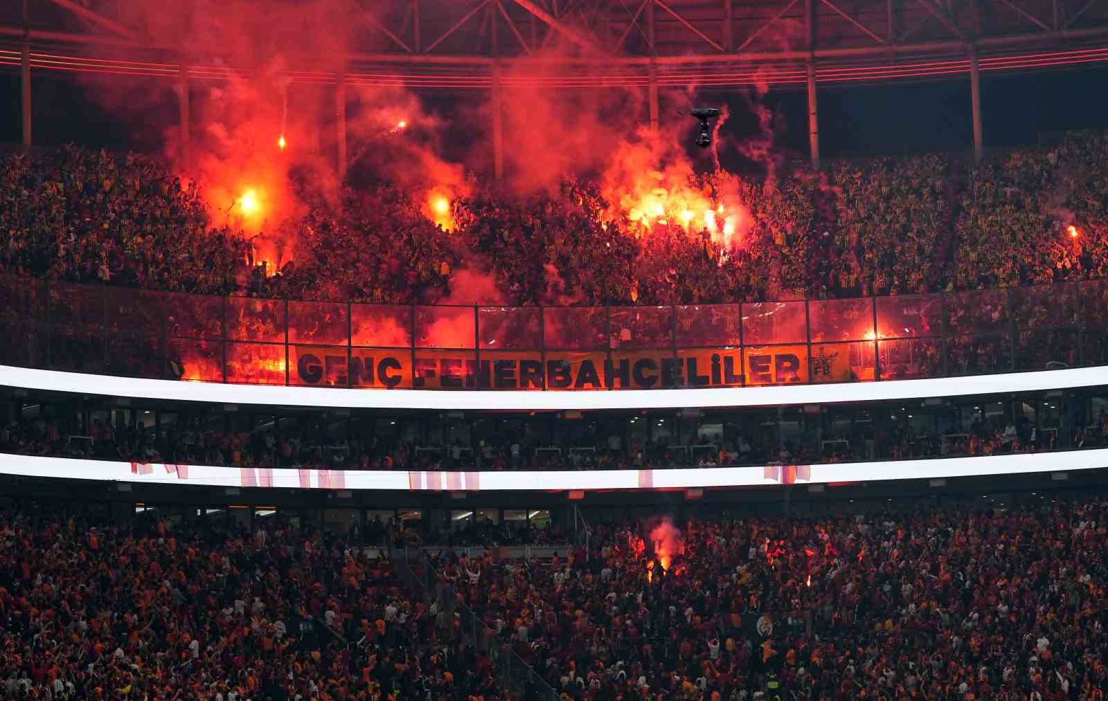 Trendyol Süper Lig: Galatasaray: 3 - Fenerbahçe: 0 (Maç sonucu)
