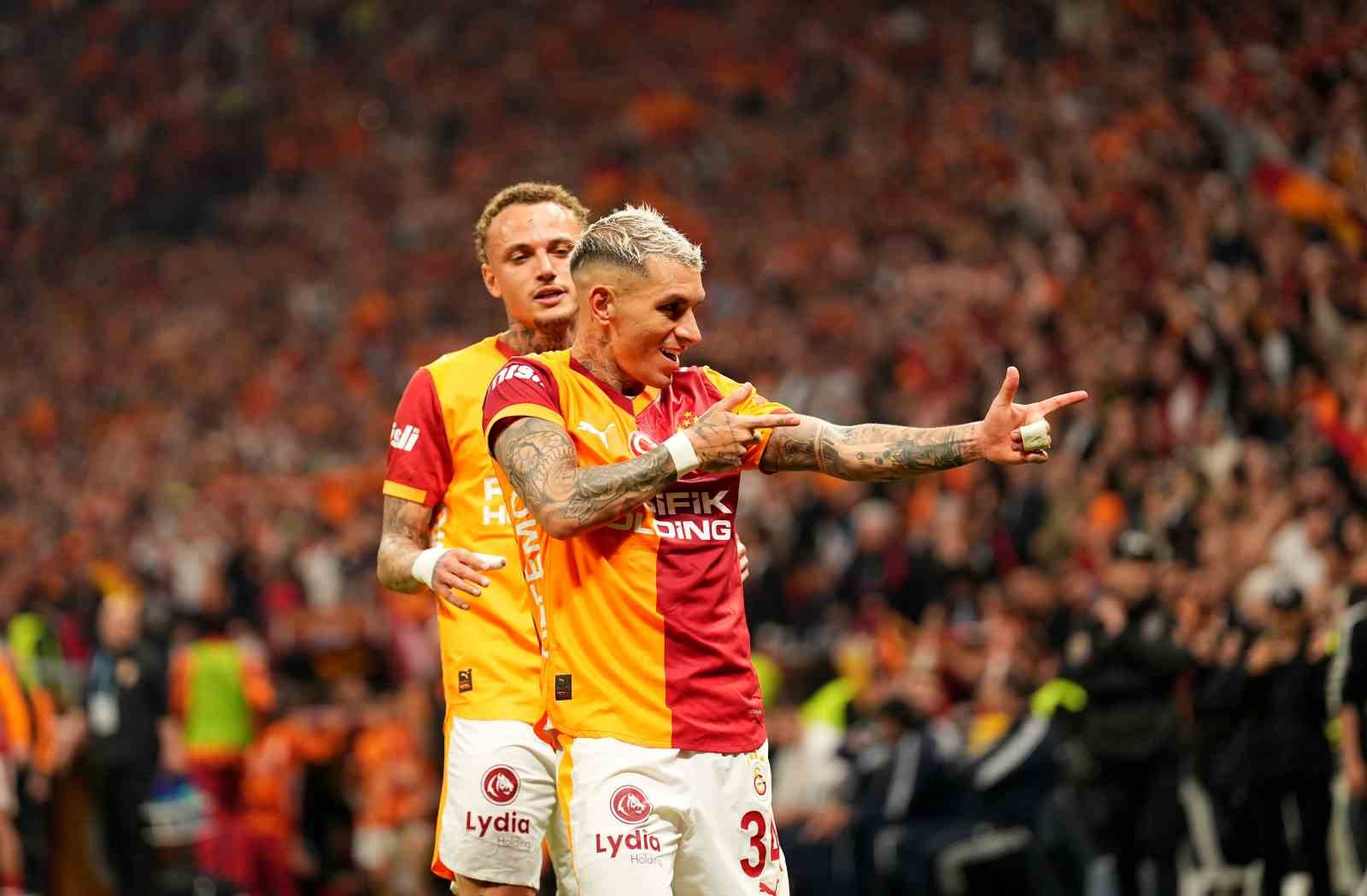 Trendyol Süper Lig: Galatasaray: 3 - Fenerbahçe: 0 (Maç sonucu)
