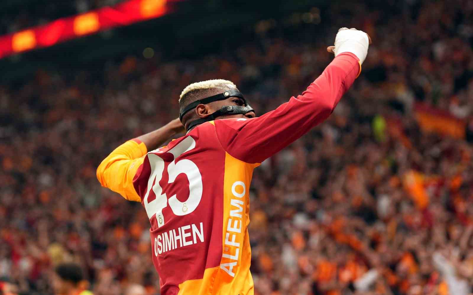 Trendyol Süper Lig: Galatasaray: 3 - Fenerbahçe: 0 (Maç sonucu)
