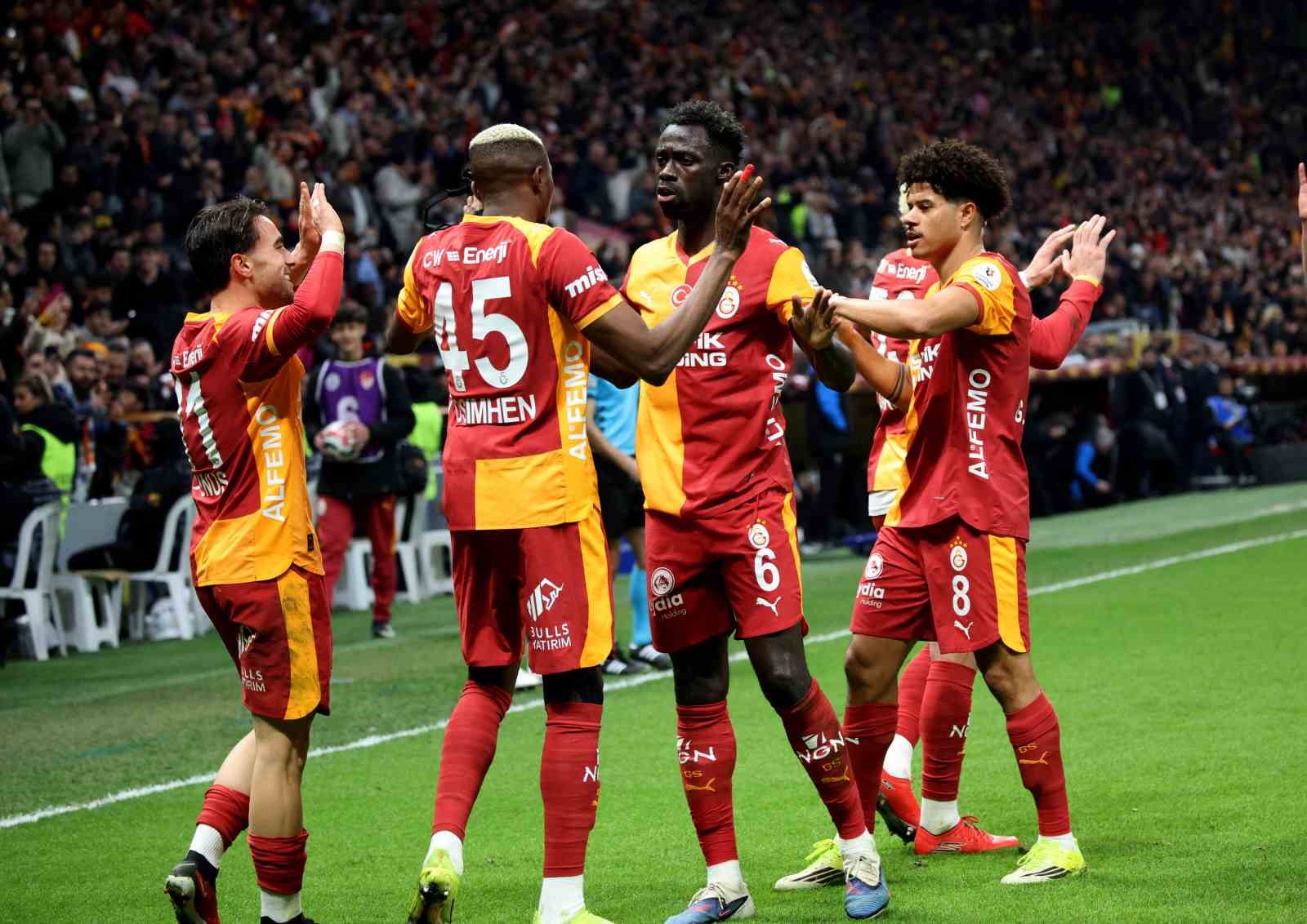 Trendyol Süper Lig: Galatasaray: 3 - RAMS Başakşehir: 0 (Maç sonucu)
