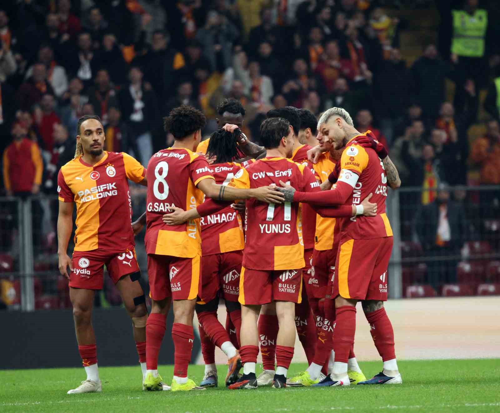 Trendyol Süper Lig: Galatasaray: 3 - RAMS Başakşehir: 0 (Maç sonucu)
