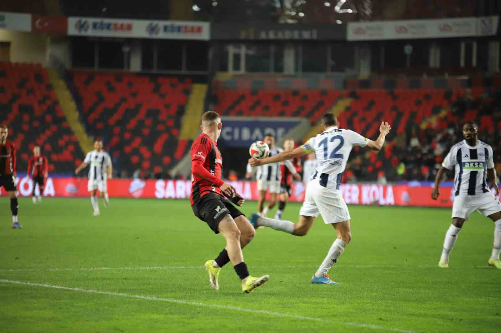 Trendyol Süper Lig: Gaziantep FK: 2 - Kasımpaşa: 1 (Maç sonucu)
