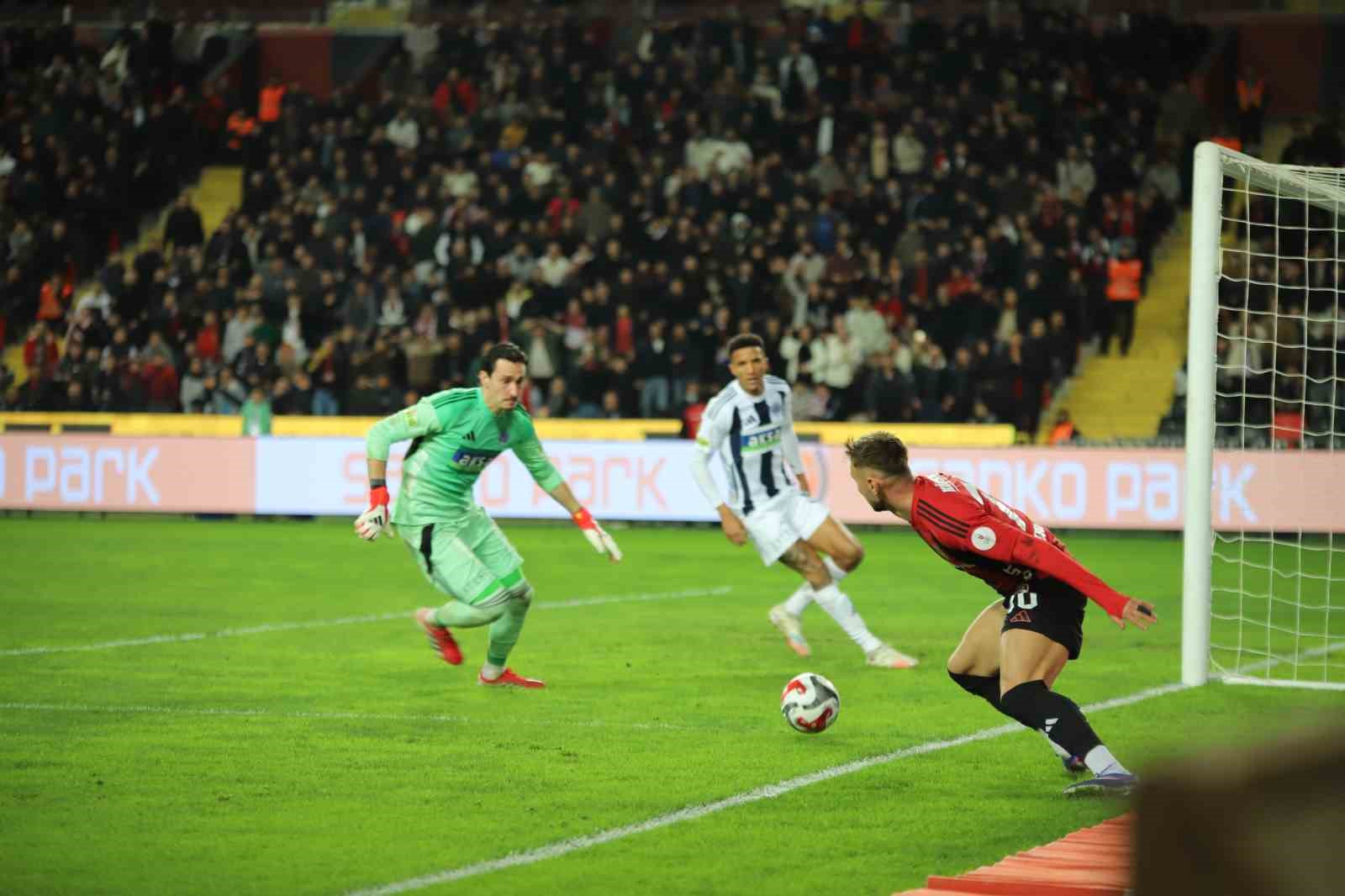 Trendyol Süper Lig: Gaziantep FK: 2 - Kasımpaşa: 1 (Maç sonucu)
