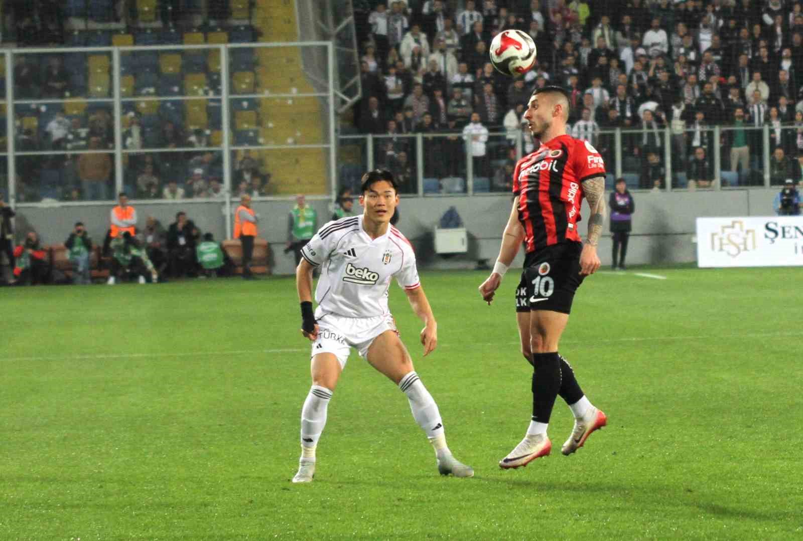 Trendyol Süper Lig: Gençlerbirliği: 0 - Beşiktaş: 0 (Maç devam ediyor)
