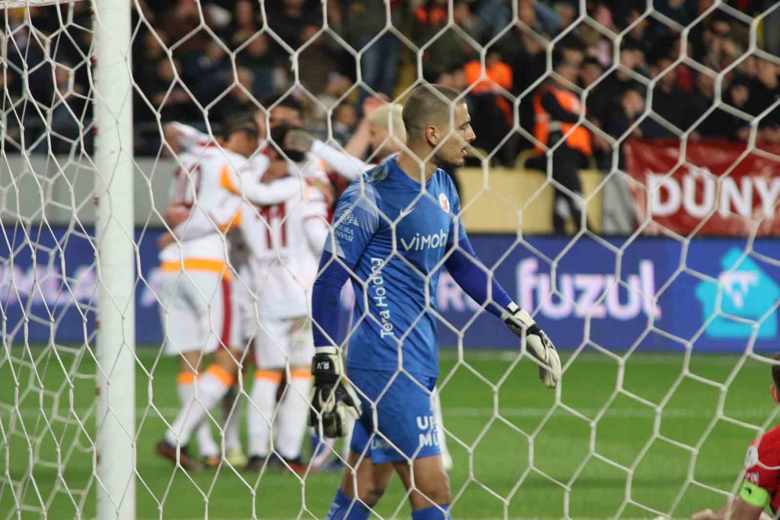 Trendyol Süper Lig: Gençlerbirliği: 1 - Galatasaray: 2 (Maç sonucu)
