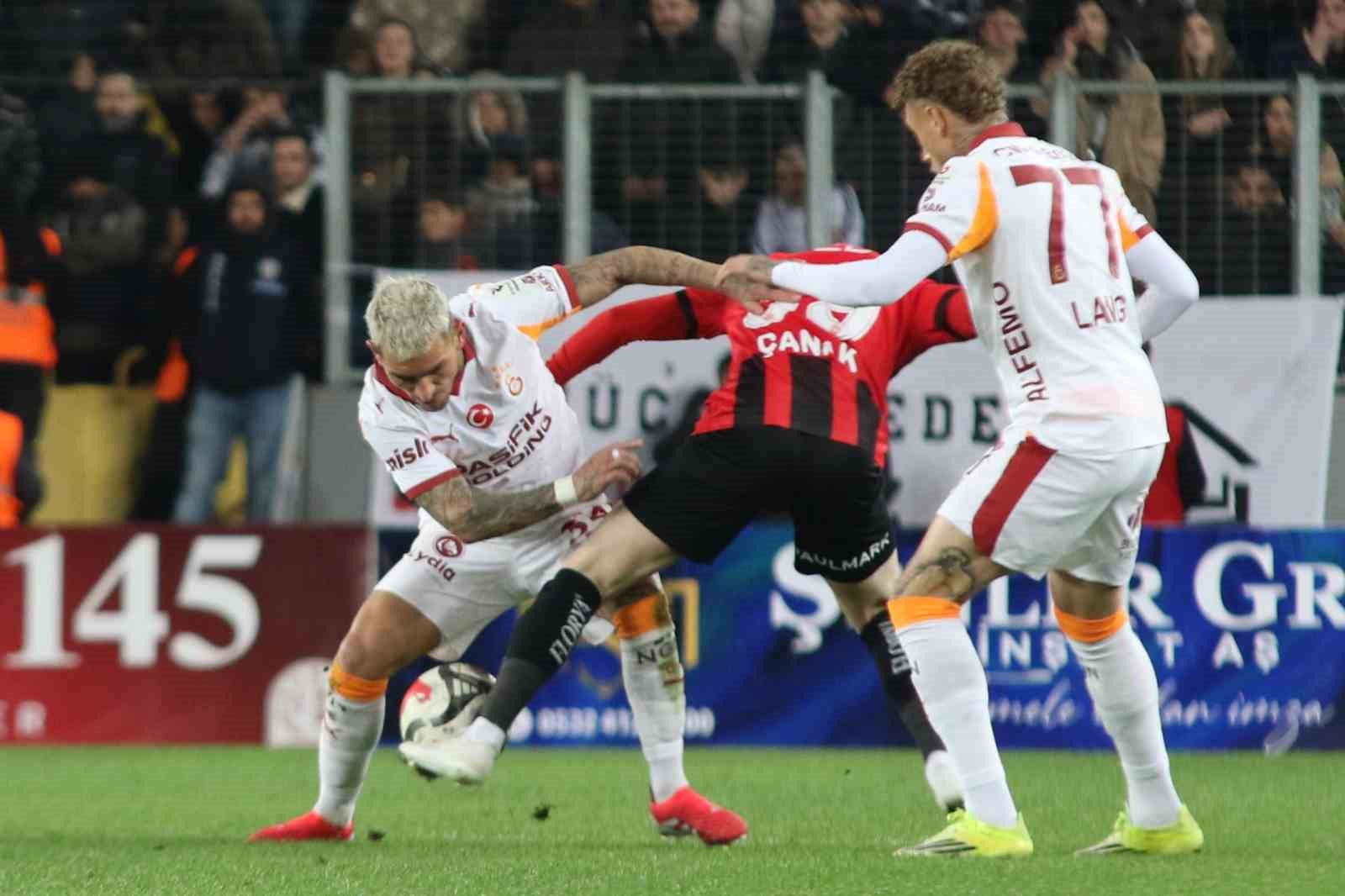 Trendyol Süper Lig: Gençlerbirliği: 1 - Galatasaray: 2 (Maç sonucu)
