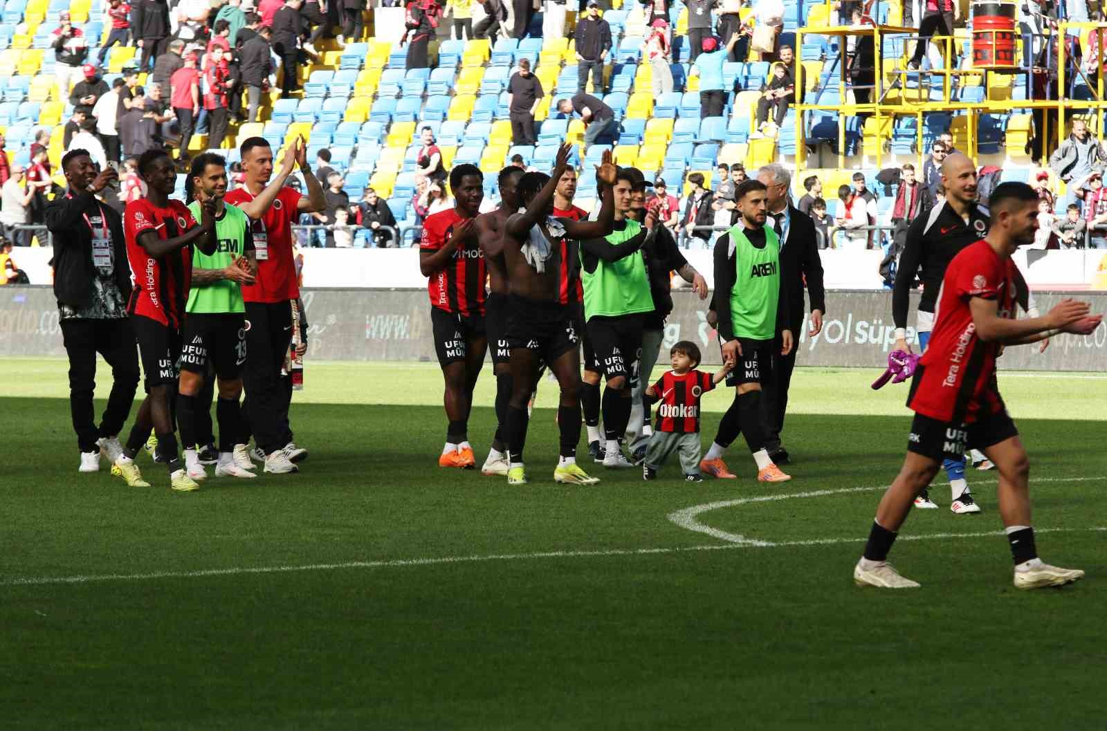 Trendyol Süper Lig: Gençlerbirliği: 1 - Kocaelispor: 0 (Maç sonucu)
