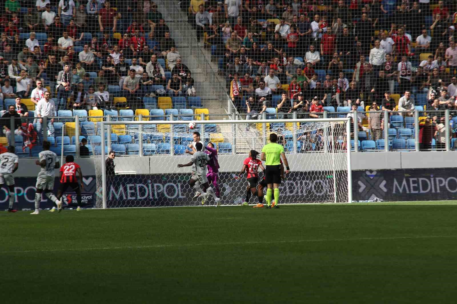 Trendyol Süper Lig: Gençlerbirliği: 1 - Kocaelispor: 0 (Maç sonucu)
