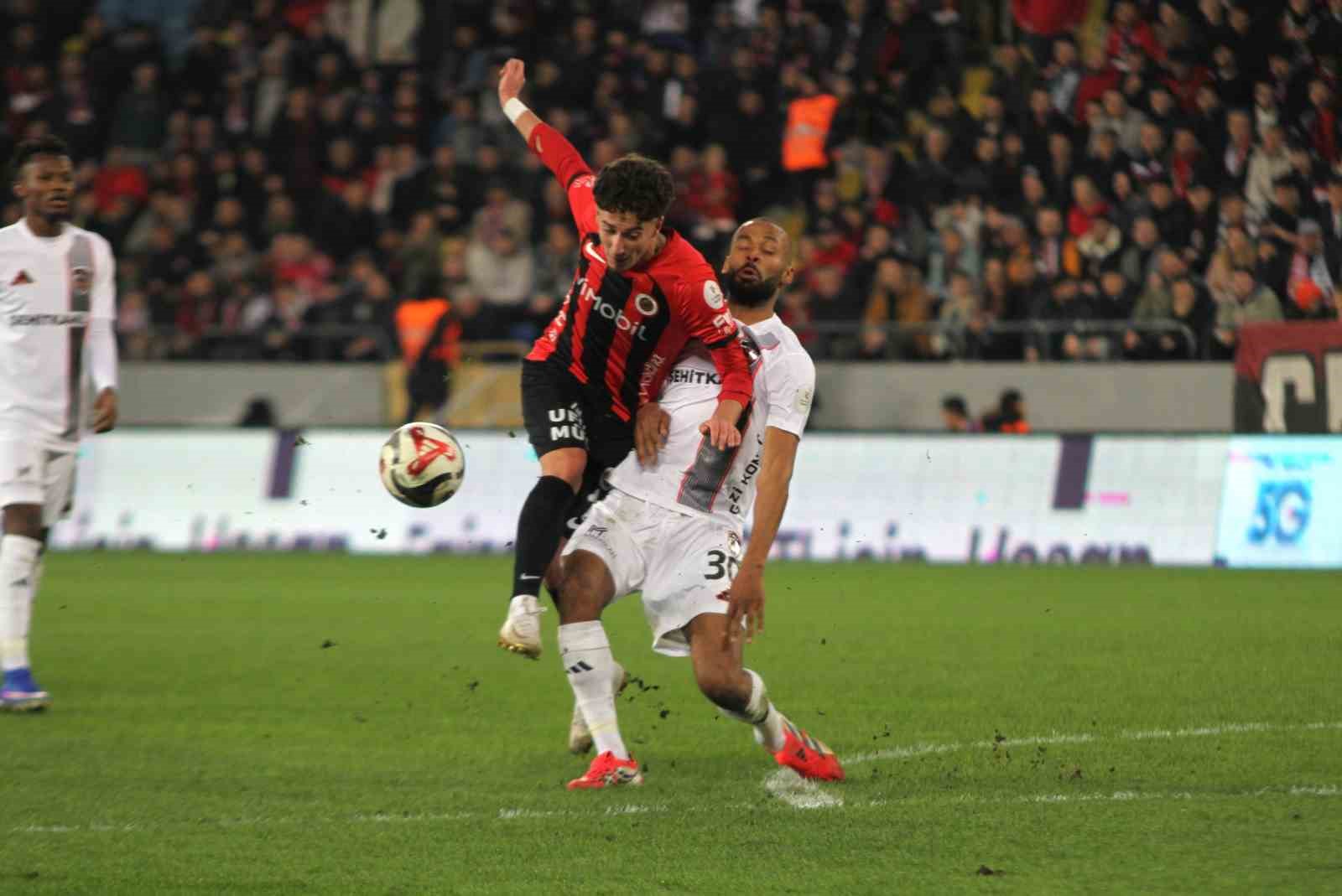 Trendyol Süper Lig: Gençlerbirliği: 2 - Gaziantep FK: 1 (Maç sonucu)
