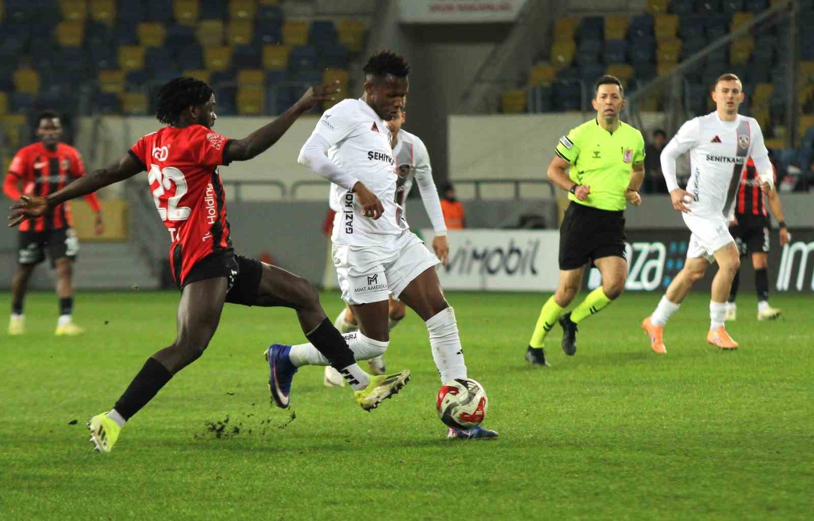 Trendyol Süper Lig: Gençlerbirliği: 2 - Gaziantep FK: 1 (Maç sonucu)
