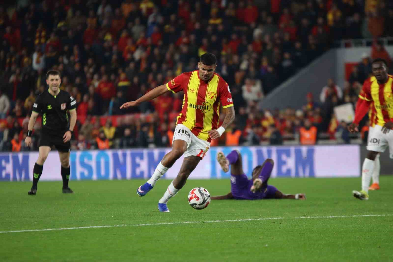 Trendyol Süper Lig: Göztepe: 0 - Eyüpspor: 0 (Maç sonucu)
Trendyol Süper Lig: Göztepe: 0 - Eyüpspor: 0 (Maç sonucu)