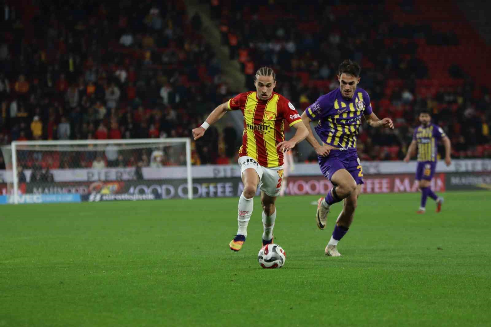 Trendyol Süper Lig: Göztepe: 0 - Eyüpspor: 0 (Maç sonucu)
Trendyol Süper Lig: Göztepe: 0 - Eyüpspor: 0 (Maç sonucu)